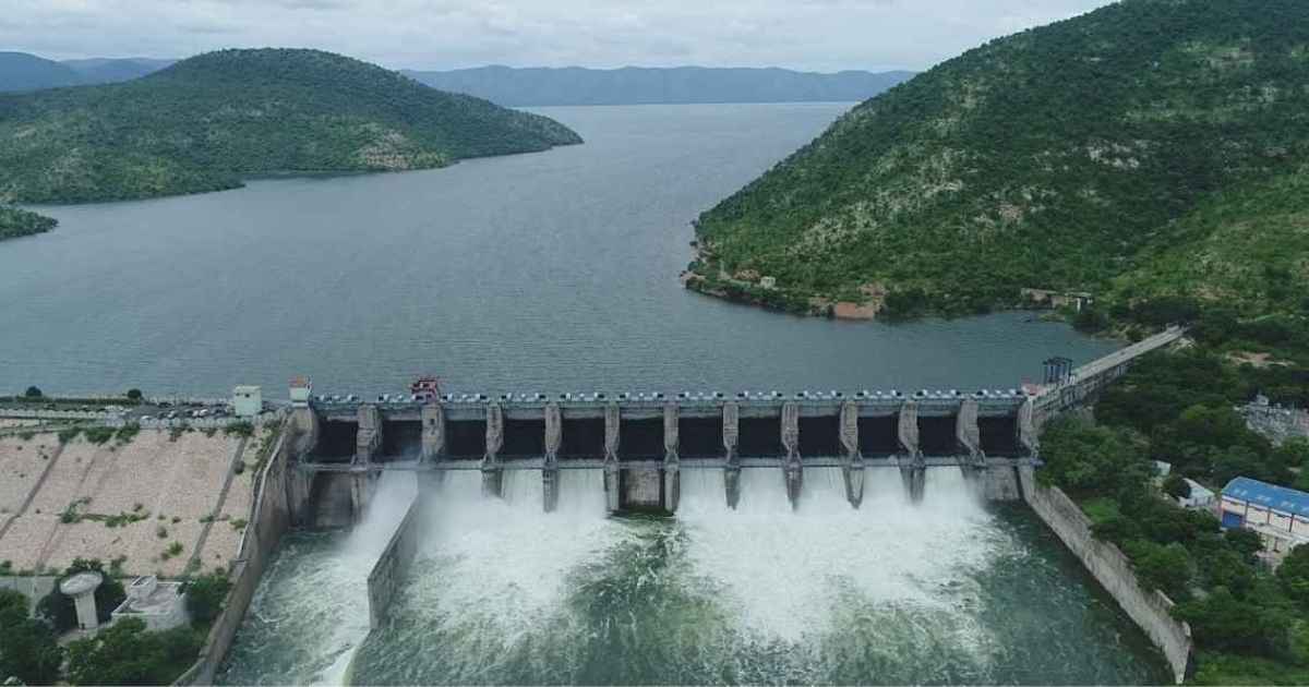 Somasila Dam scenic view with calm waters, ideal for boating and picnics.