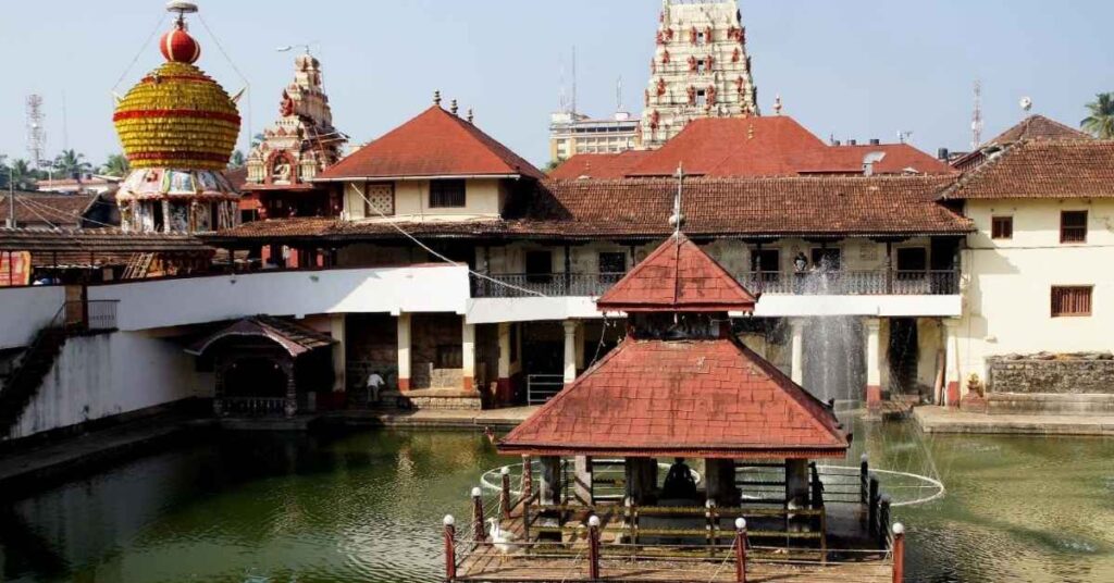 daily-pujas-ritual-schedule