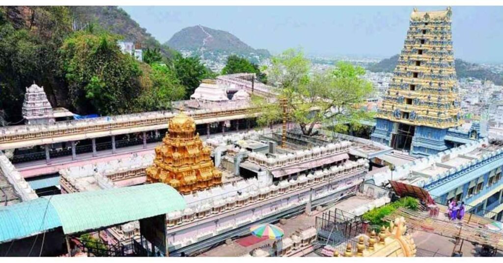 how-to-reach-visitor-tips-travel-parking