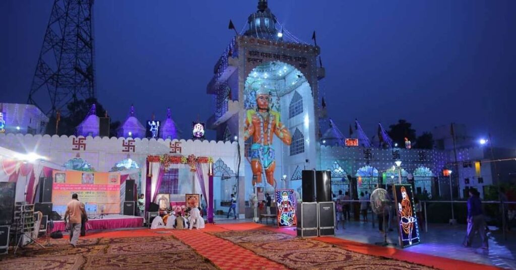 opening-and-closing-hours-of-hanuman-garhi-temple