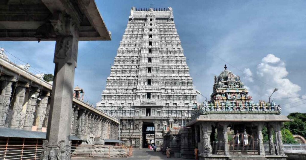 pariharam-timings-for-marriage-delay-at-thirumanancheri-temple